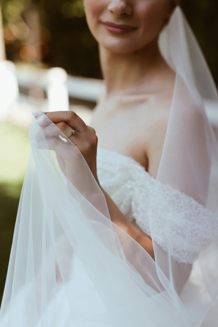 モテる女性はココが違う！男性になぜか好かれる女性の特徴💗